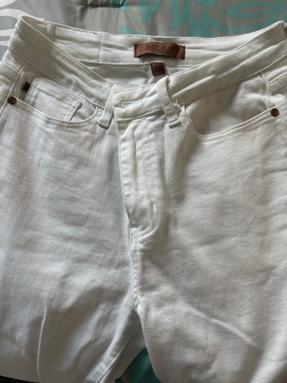Judy Blue White High-Rise Jeans